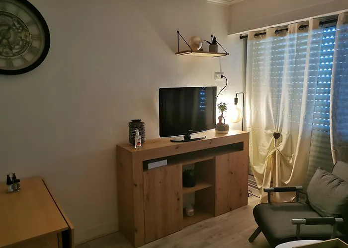 Studio Confortable, Face Mer, Proches Commerces Apartament